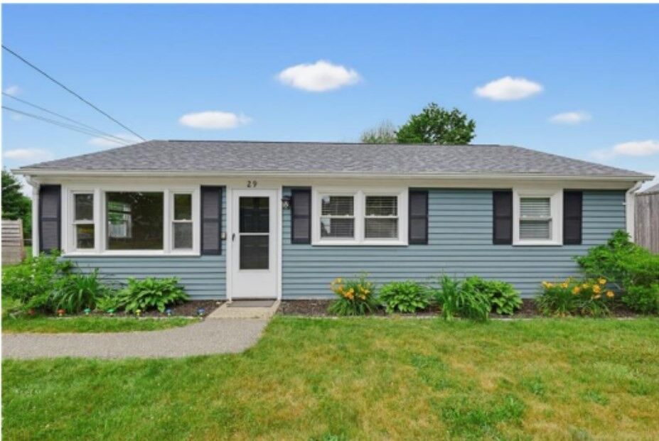 Property Photo: 29 Rosedale Dr. RI 02809
