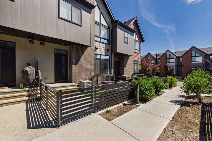 906 Sage Meadows Gardens NW — photo 1