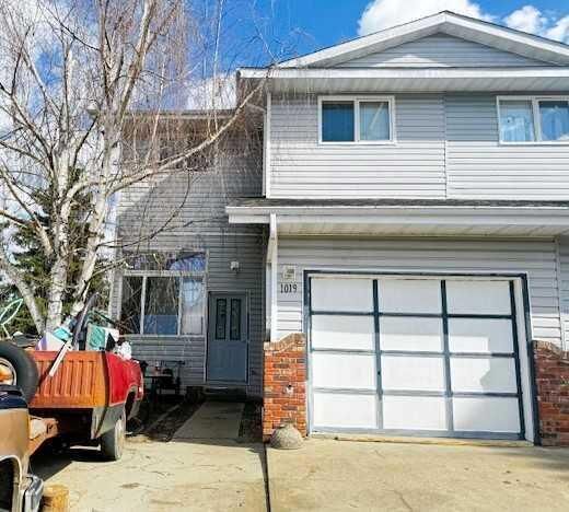 1019 12 Street SE — photo 1