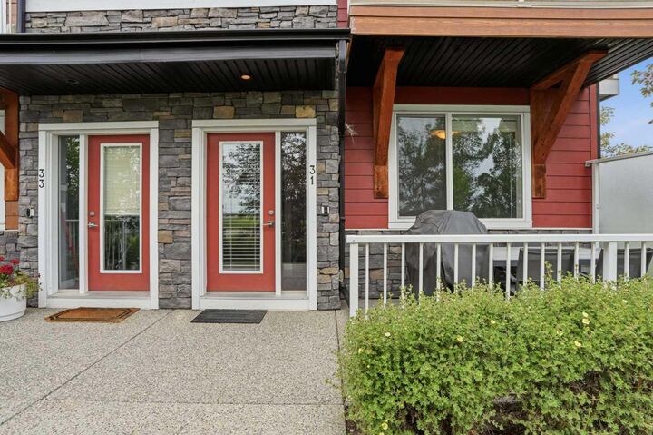 Property Photo: 111 Rainbow Falls Gate 31 AB T1X 0Z5