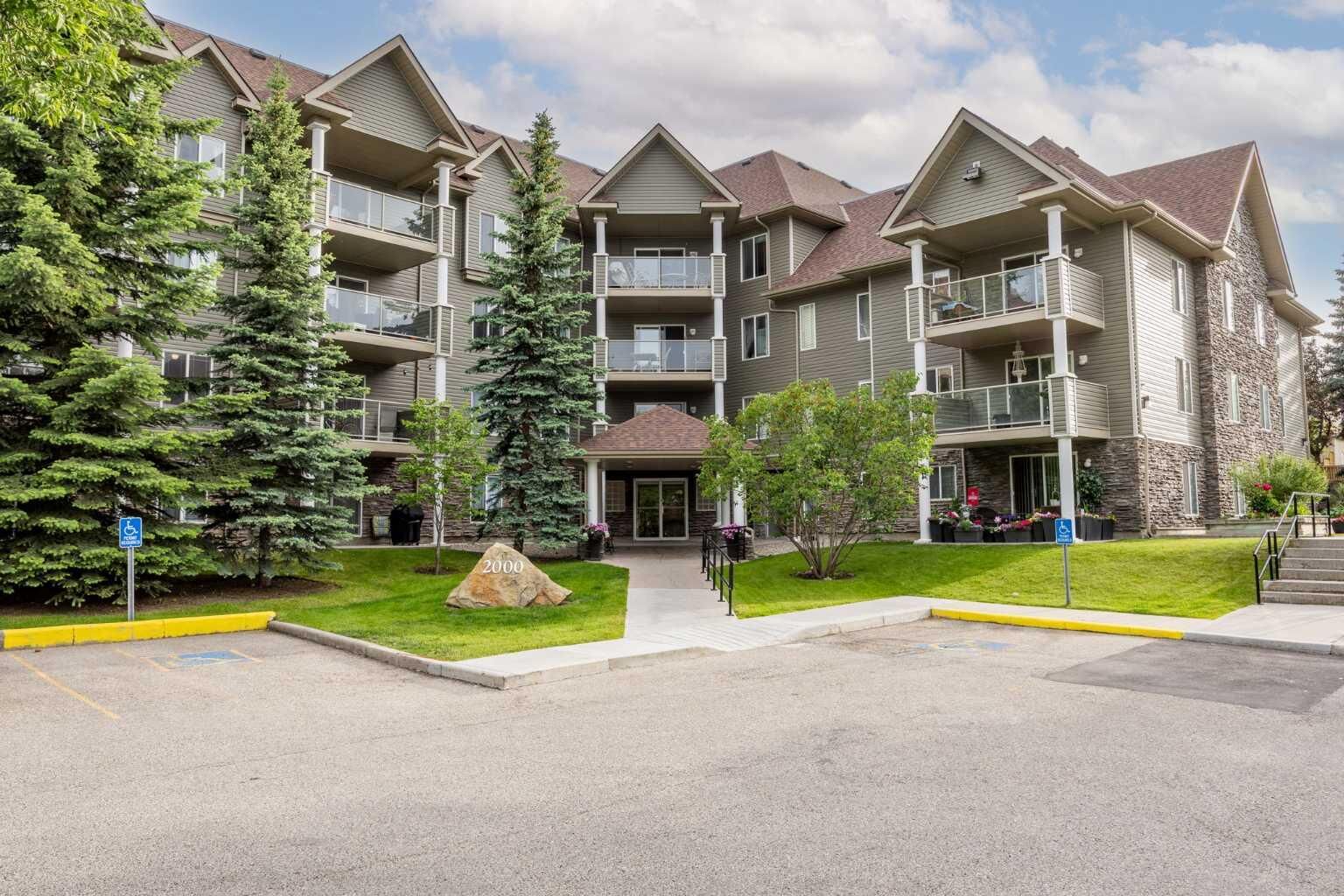 Property Photo:  2000 Millrise Point SW 2206  AB T2P 3W4 