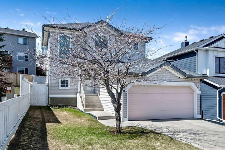Property Photo: 113 Harvest Oak Rise NE AB T3K 4T9