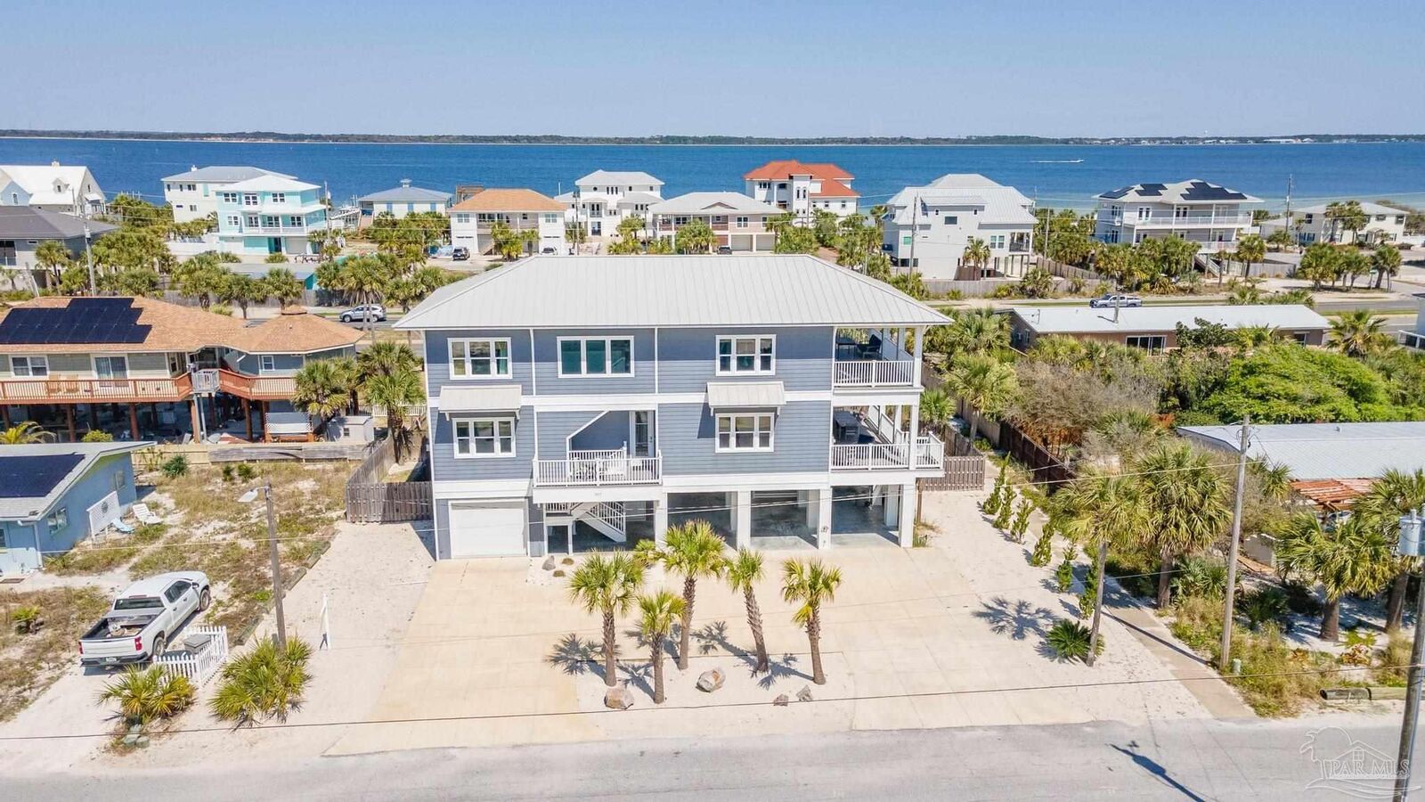 Property Photo:  307 Maldonado Dr  FL 32561 