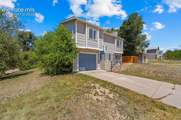 Property Photo:  585 Blossom Field Road  CO 80817 