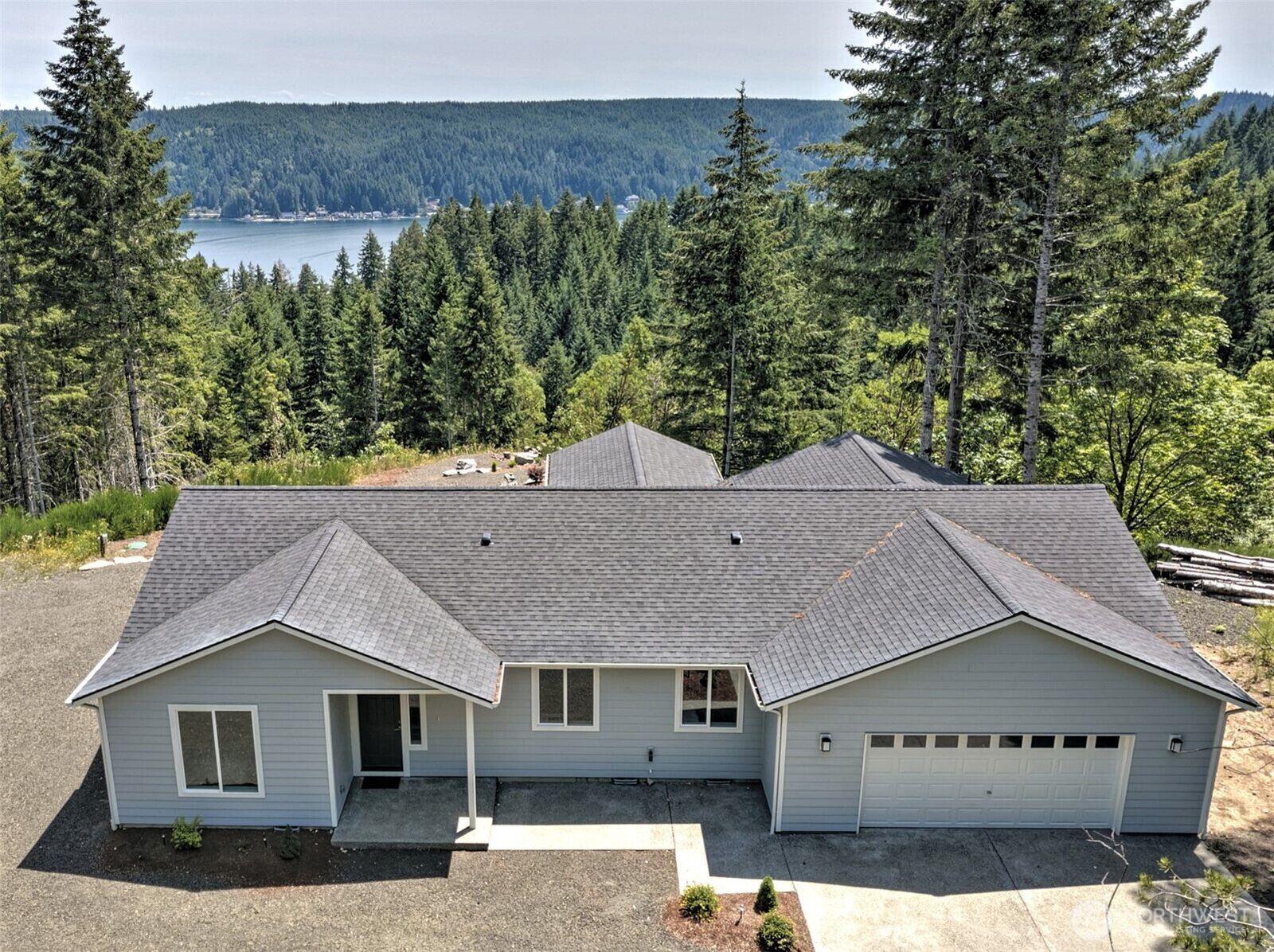 Property Photo:  361 NE Southridge Drive  WA 98528 