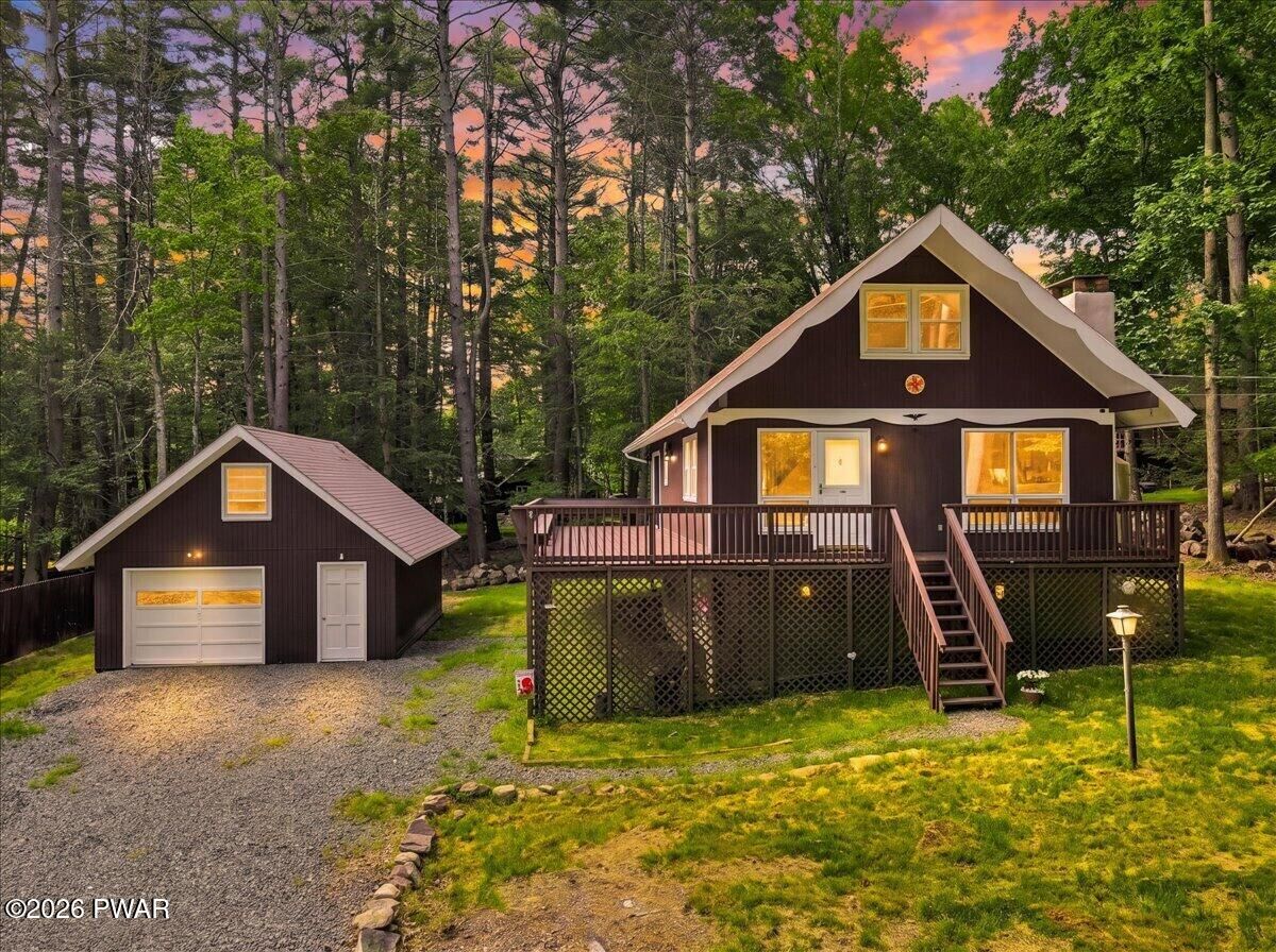 Property Photo:  103 Hemlock Drive  PA 18438 