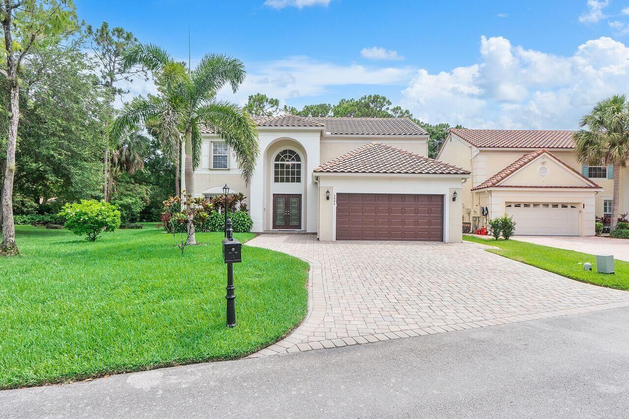 Property Photo:  3904 Sanctuary Drive  FL 33065 