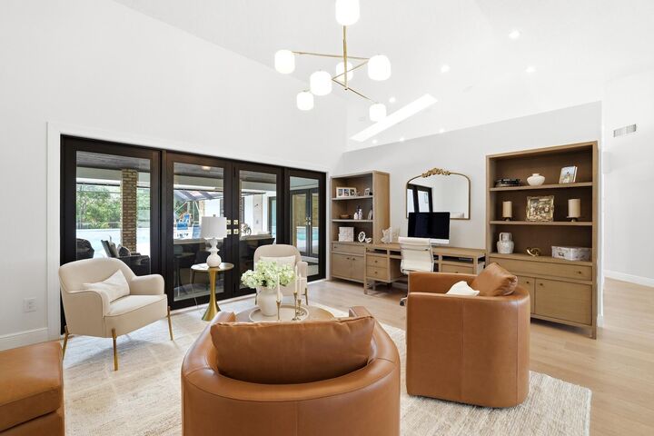 Property Photo:  15395 Meadow Wood Drive  FL 33414 