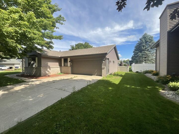 Property Photo:  4409 Southwyck Drive  WI 53546 