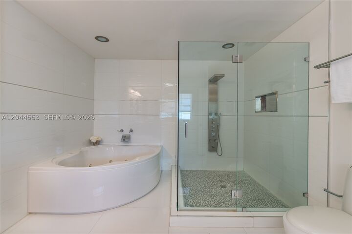 Property Photo: 5132 NW 106th Ave FL 33178