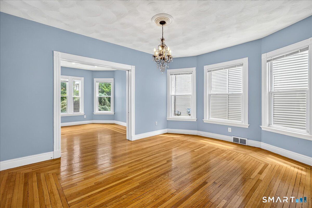 Property Photo:  172 Ellsworth Avenue 1  CT 06511 
