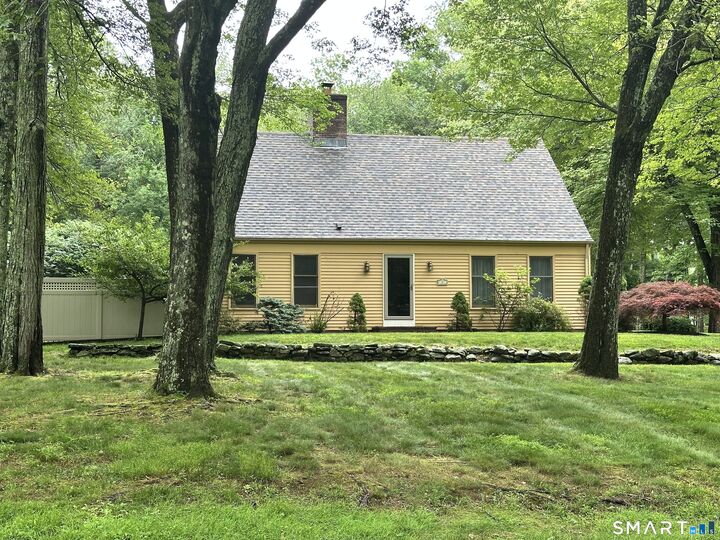 Property Photo:  2 Pheasant Hill Lane  CT 06475 