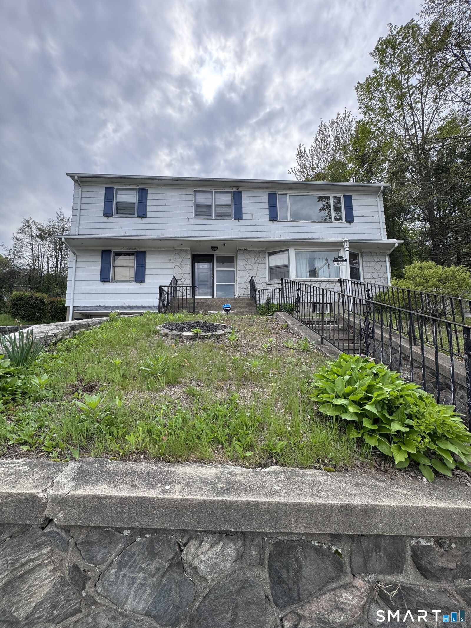 Property Photo: 460 Congress Avenue 1 CT 06708