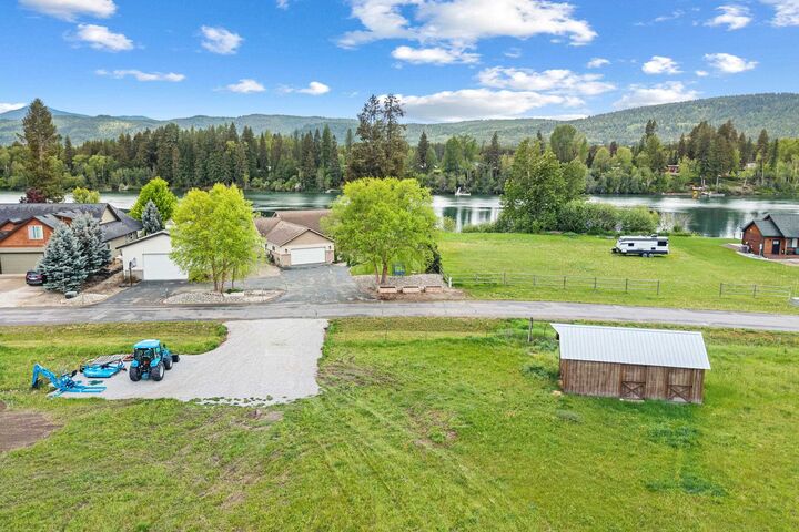 Property Photo:  Nkn Reflection Dr  WA 99139 