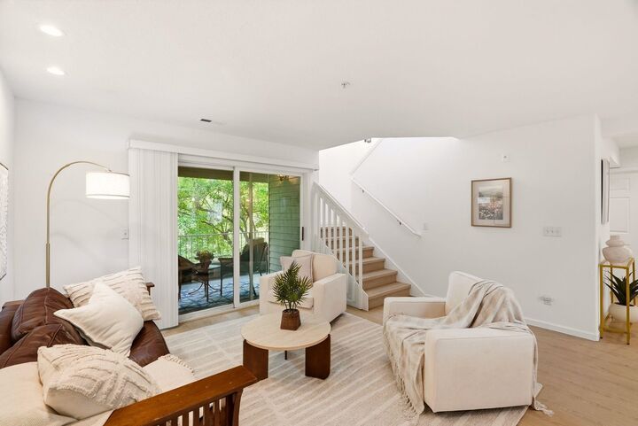 Property Photo:  639 N Riverpoint Blvd H203  WA 99202 