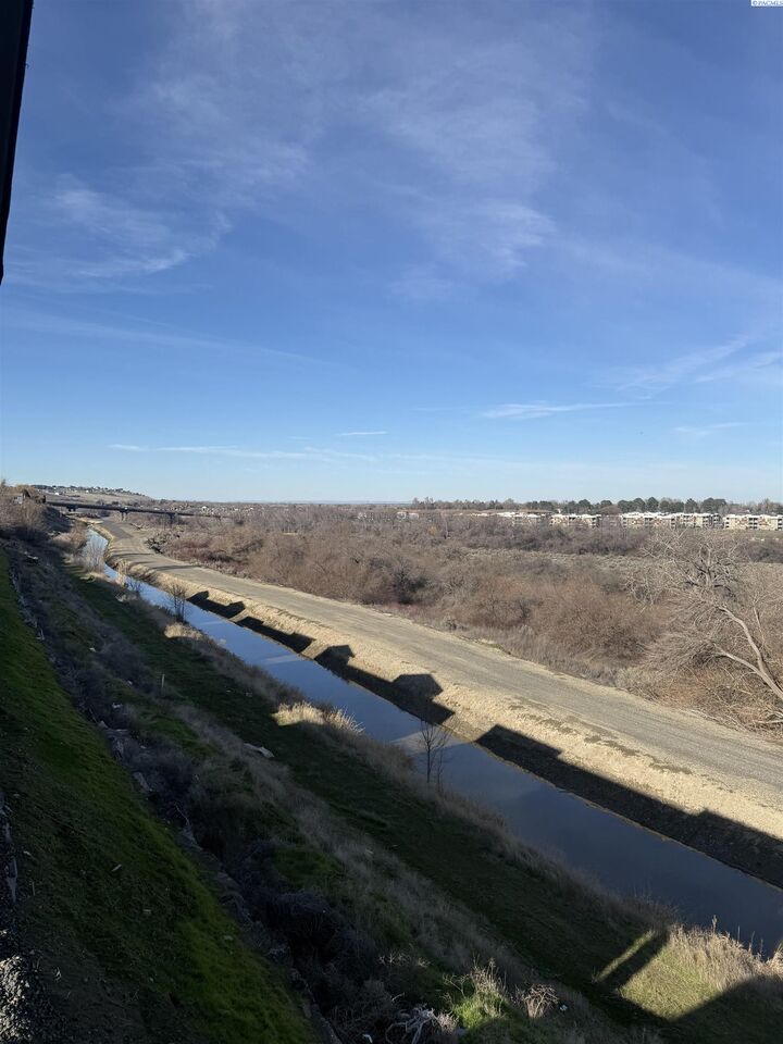 Property Photo:  823 Rio Vista Loop Lot30  WA 99352 