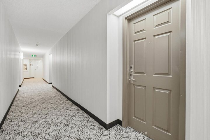 Property Photo: 309 Major Mackenzie Avenue 611 ON L4V 9Y5