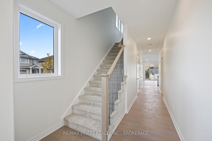 Property Photo: 192 Heritage Park Drive ON K7R 3X8
