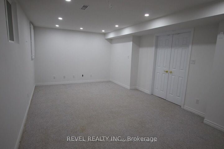Property Photo:  20 Leah Crescent Bsmt  ON L1T 3J2 