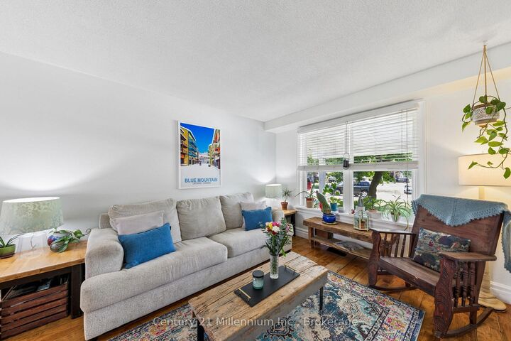 Property Photo:  253 Valleyfield Crescent  ON L0M 1S0 