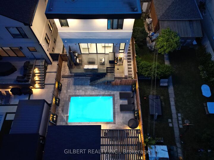 Property Photo: 485 Ridelle Avenue ON M6B 1K6