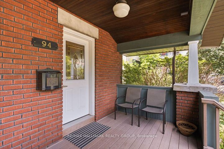 Property Photo:  94 Marlborough Avenue  ON K1N 8E9 