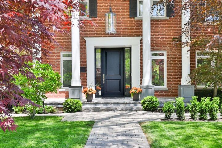 Property Photo:  1638 Ruscombe Close  ON L5J 1Y3 