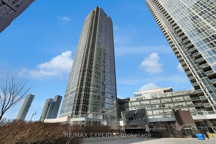 Property Photo: 2916 Highway 7 N/A 201 ON L4K 0K6