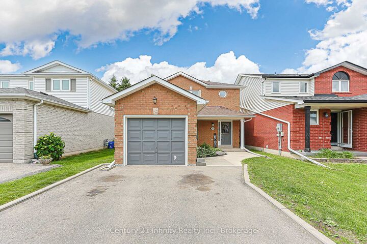 Property Photo:  56 Bushford Street  ON L1E 2X1 