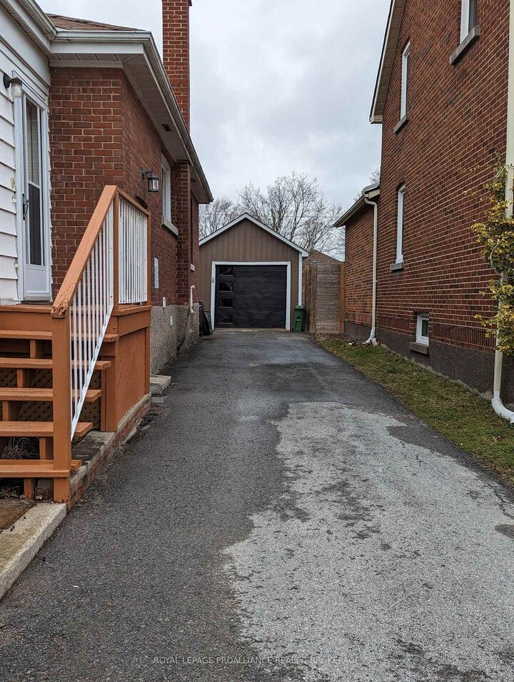 Property Photo:  51 Dundas Street  ON K7L 1N4 