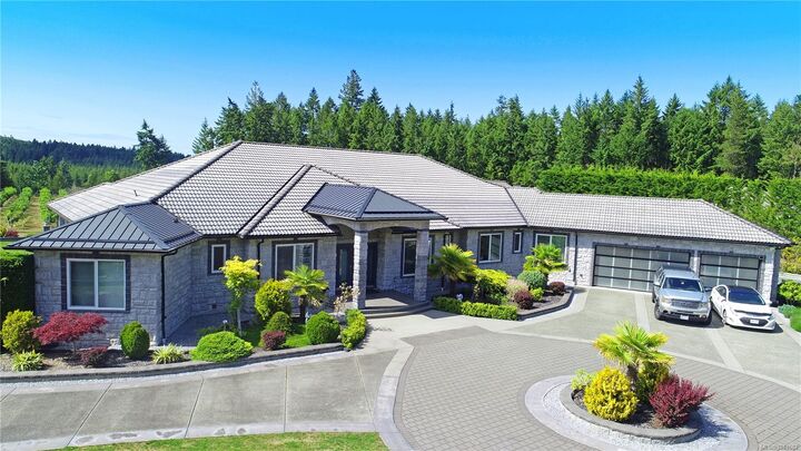 Property Photo: 801 Rivers Edge Dr BC V9P 9L5