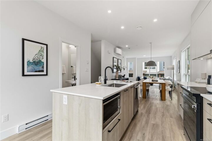 Property Photo:  368 Tradewinds Ave #82  BC V9C 0S5 