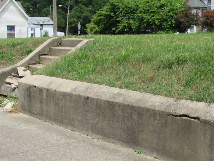 Property Photo:  1154 S Yellow Springs Street  OH 45506 