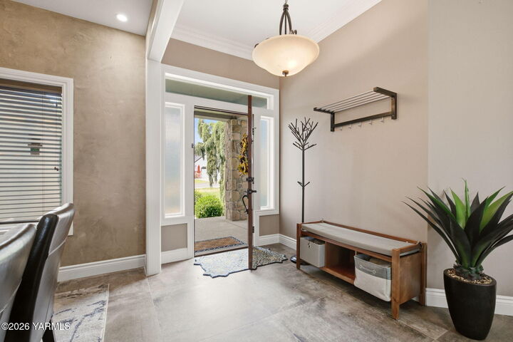 Property Photo:  103 N 92nd Ave  WA 98908 