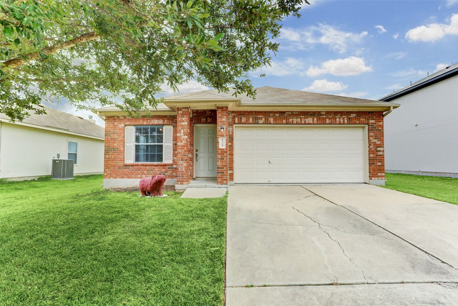 Property Photo:  128 Almquist Street  TX 78634 