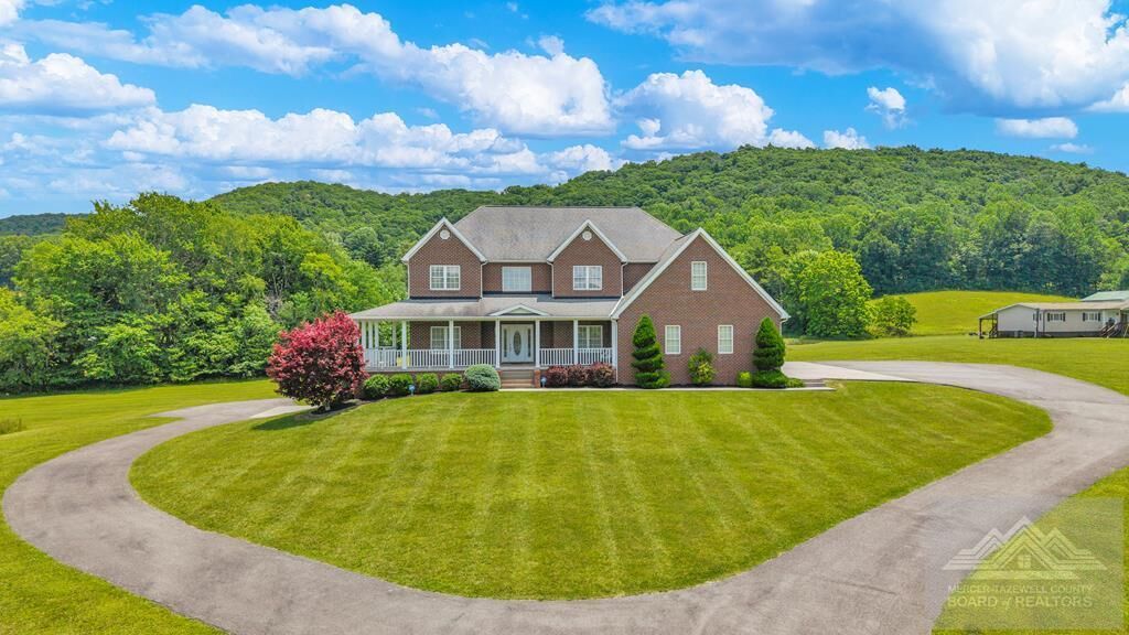 Property Photo: 4198 Hinton Road WV 24712