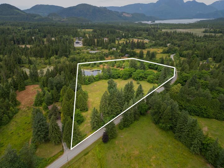 Property Photo: 14275 Sylvester Road BC V2V 4J1
