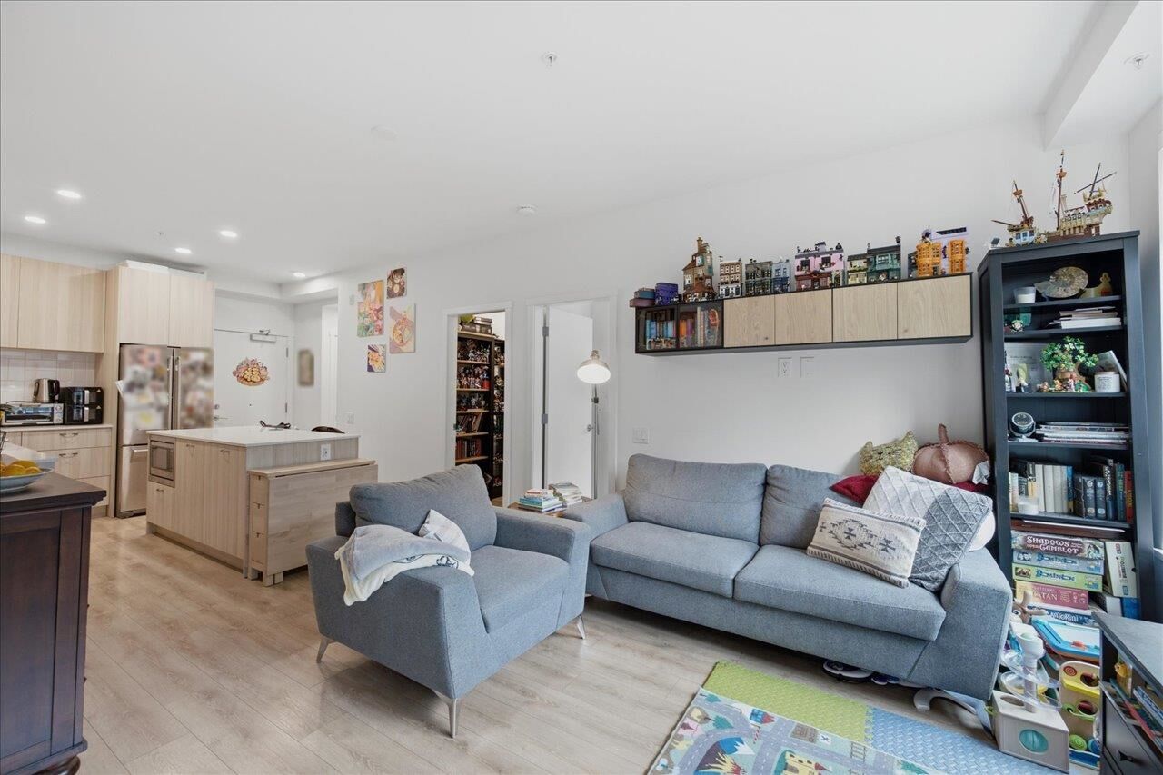 Property Photo:  741 Anskar Court 214  BC V3J 0N3 