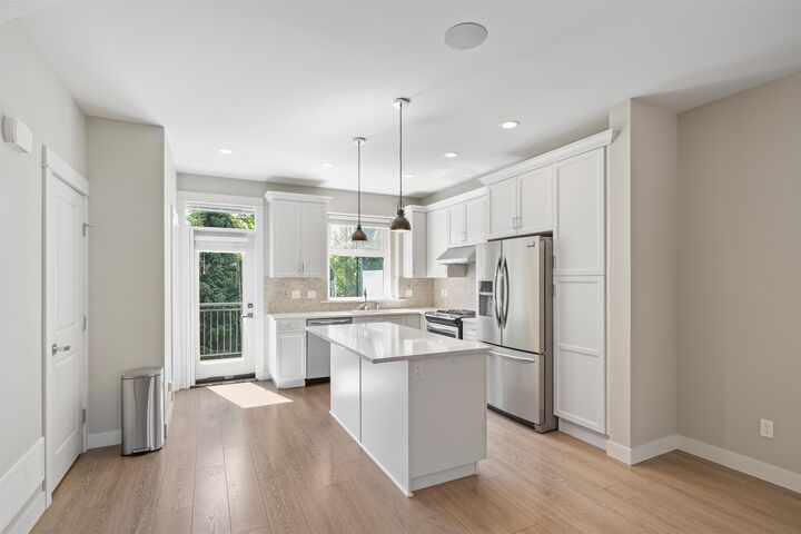 Property Photo: 3303 Rosemary Heights Crescent 2 BC V3Z 0K7