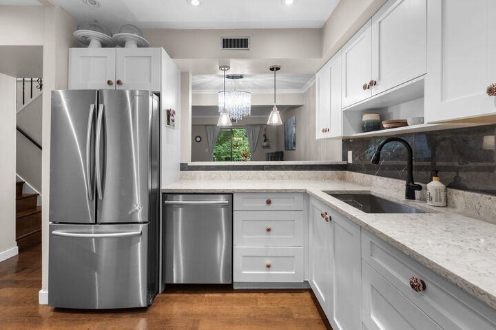 Property Photo: 1934 Goleta Drive BC V5A 1P6