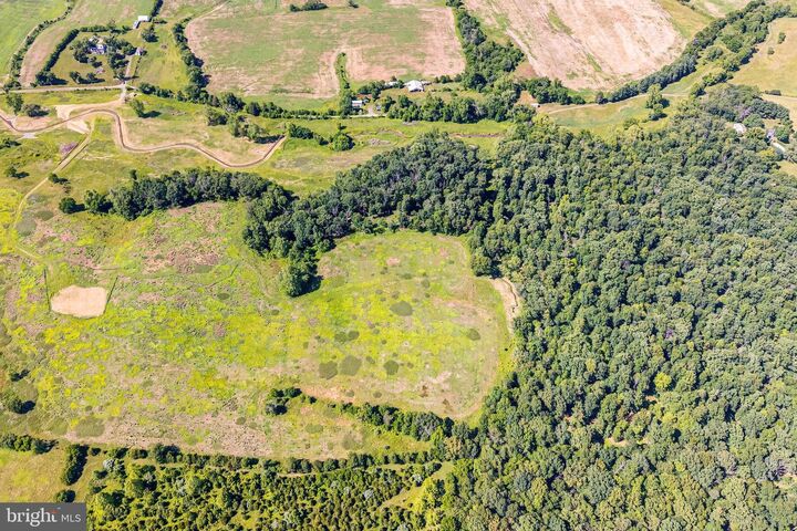 Property Photo:  Evergreen Mills Road  VA 20175 