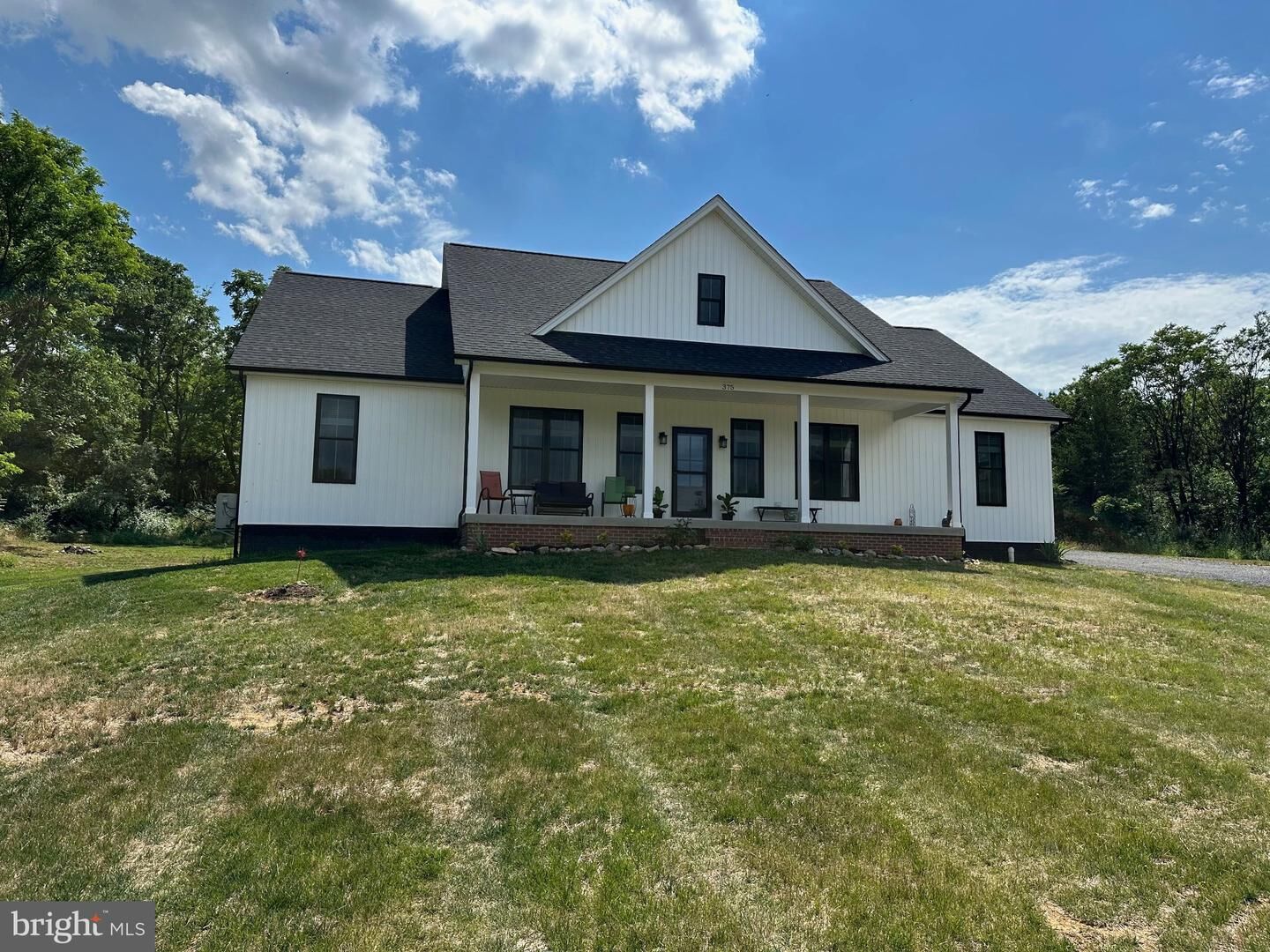 Property Photo: 375 Tavistock Drive VA 22602