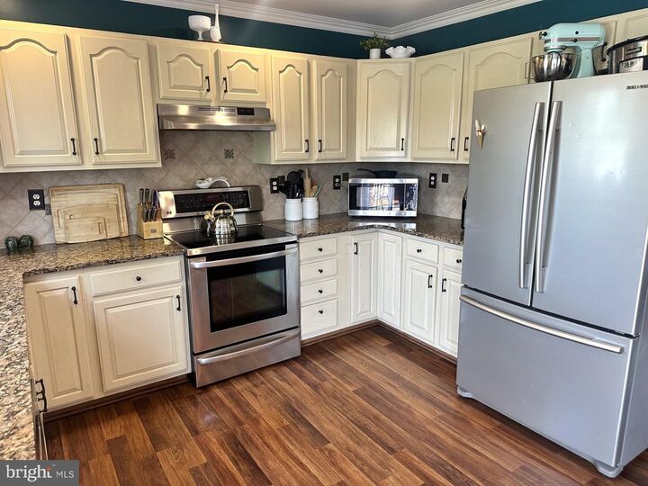 Property Photo: 3926 Sheppard Drive PA 17315