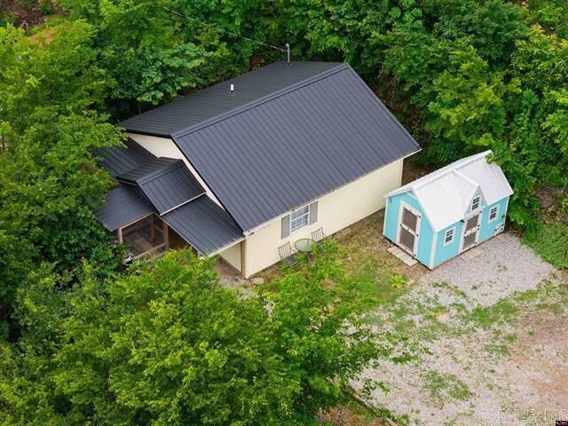 Property Photo: 18321 Hwy 5 South AR 72658