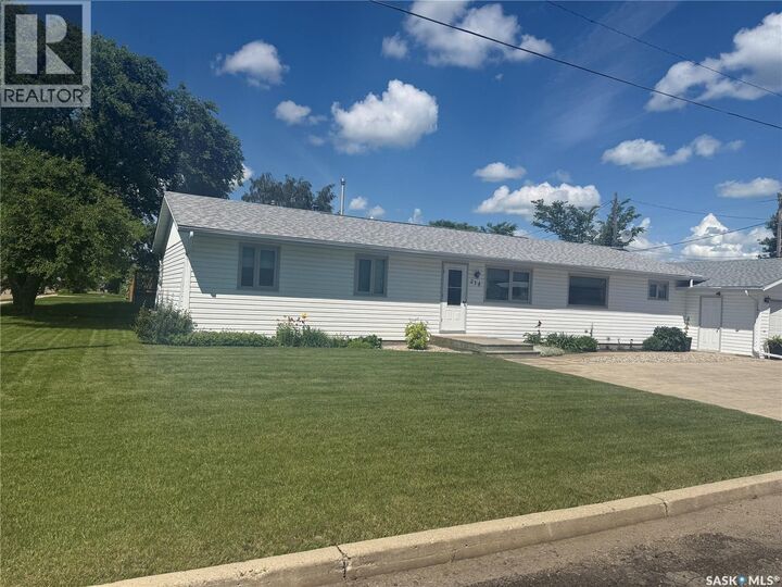 Property Photo: 214 Taylor Street SK S0C 0M0