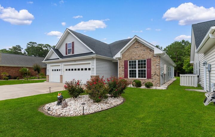 Property Photo: 804 Helms Way SC 29526