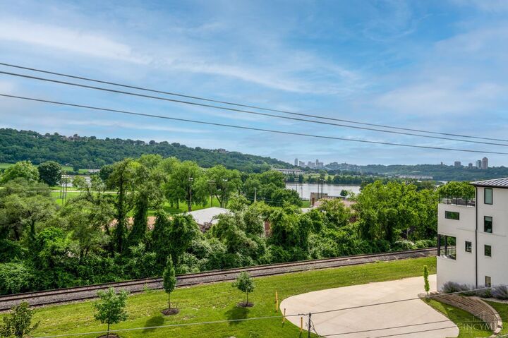 Property Photo: 3120 Walworth Avenue OH 45226