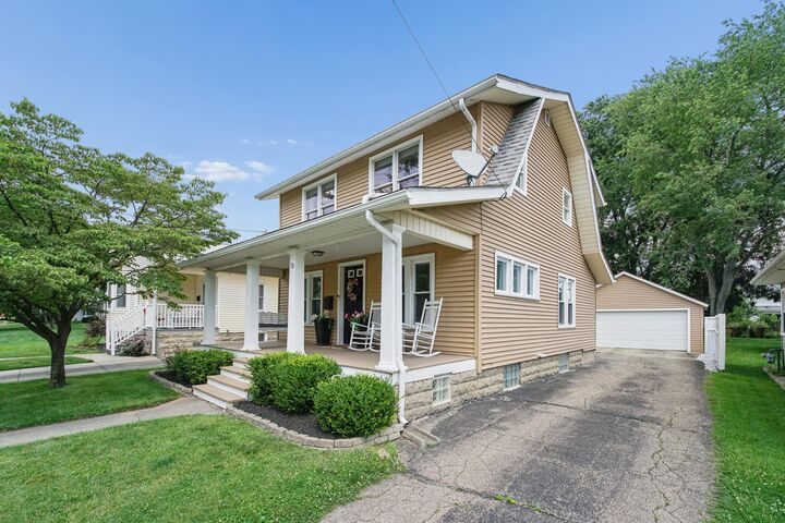 Property Photo: 72 N 31st Street OH 43055