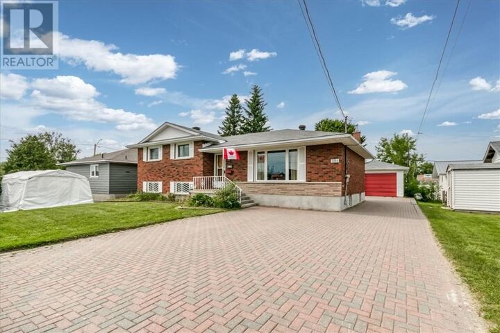 Property Photo:  1266 Sparks Street  ON P3A 2C6 