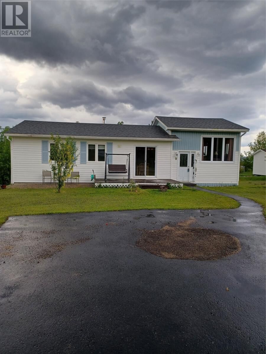 Property Photo: 9 Juniper Crescent NL A0G 4K0